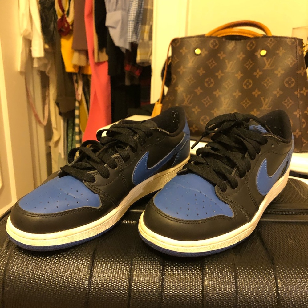 Air Jordan 1’s Royals low top 6Y